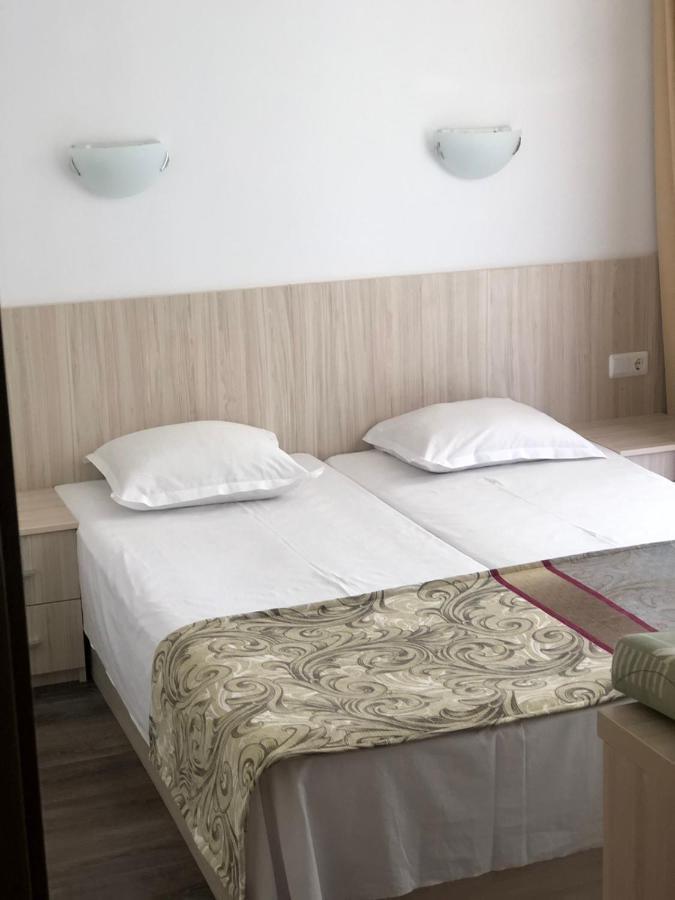 Hotel Time Out à Sozopol Extérieur photo